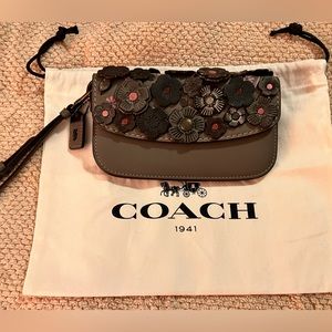 Coach 1941 Clutch wallet in Heather Gray & Burgundy Tea Rose LIKE NEW GORGEOUS